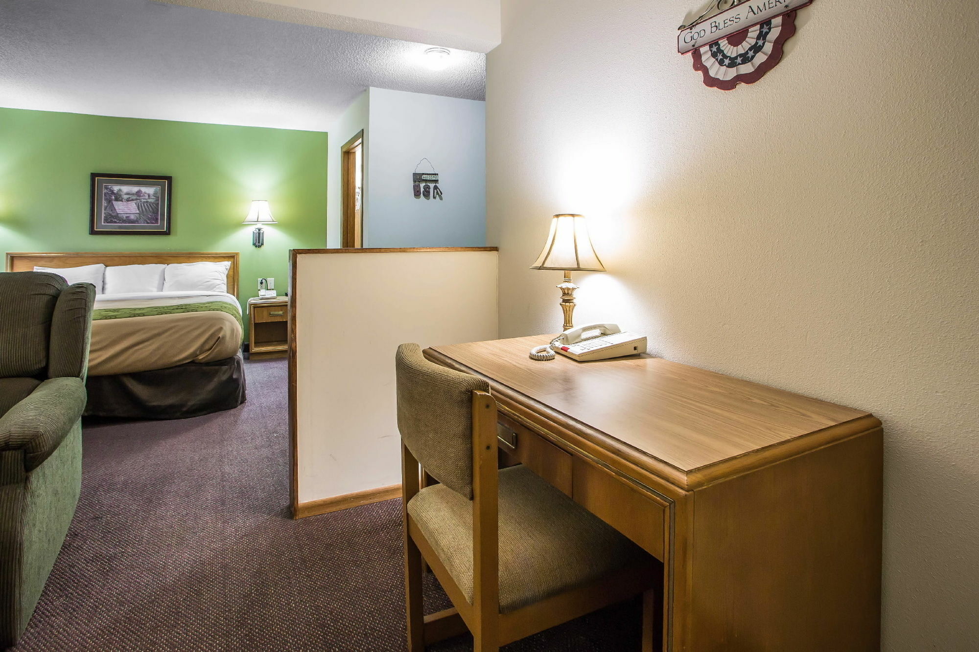 Econo Lodge Inn & Suites Dubuque Exterior foto